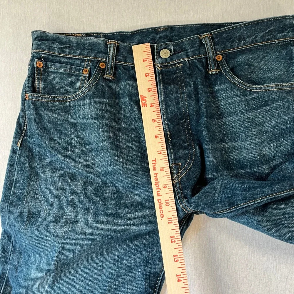 Levis 501 Original Fit Jeans Mens 36x32 (Fit 34x28) Med Wash Button Fly Straight